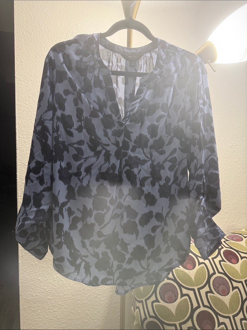 Simply Vera Vera Wang Navy and Black Floral Split-Neck Blouse
